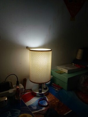 開關書桌護眼小夜燈——淘寶精選，點亮你的溫馨夜晚